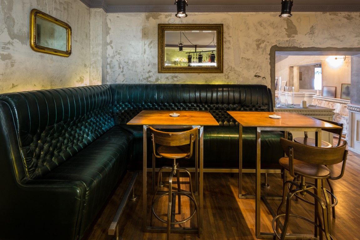 l shape corner restaurant booth