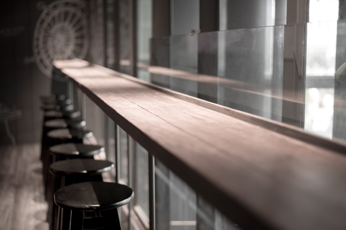 restaurant bar and counter seating